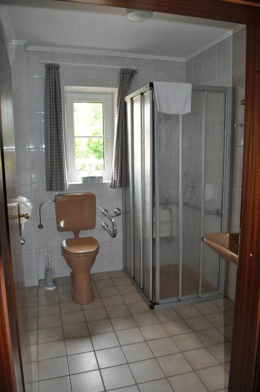 Salz & Pfeffer Im Gasthaus Frorup Hotel Oversø Værelse billede